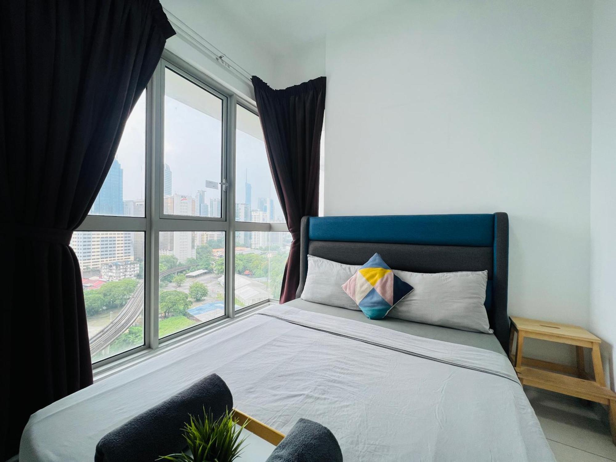 Regalia Residence And Suites By Awesomestay クアラルンプール エクステリア 写真