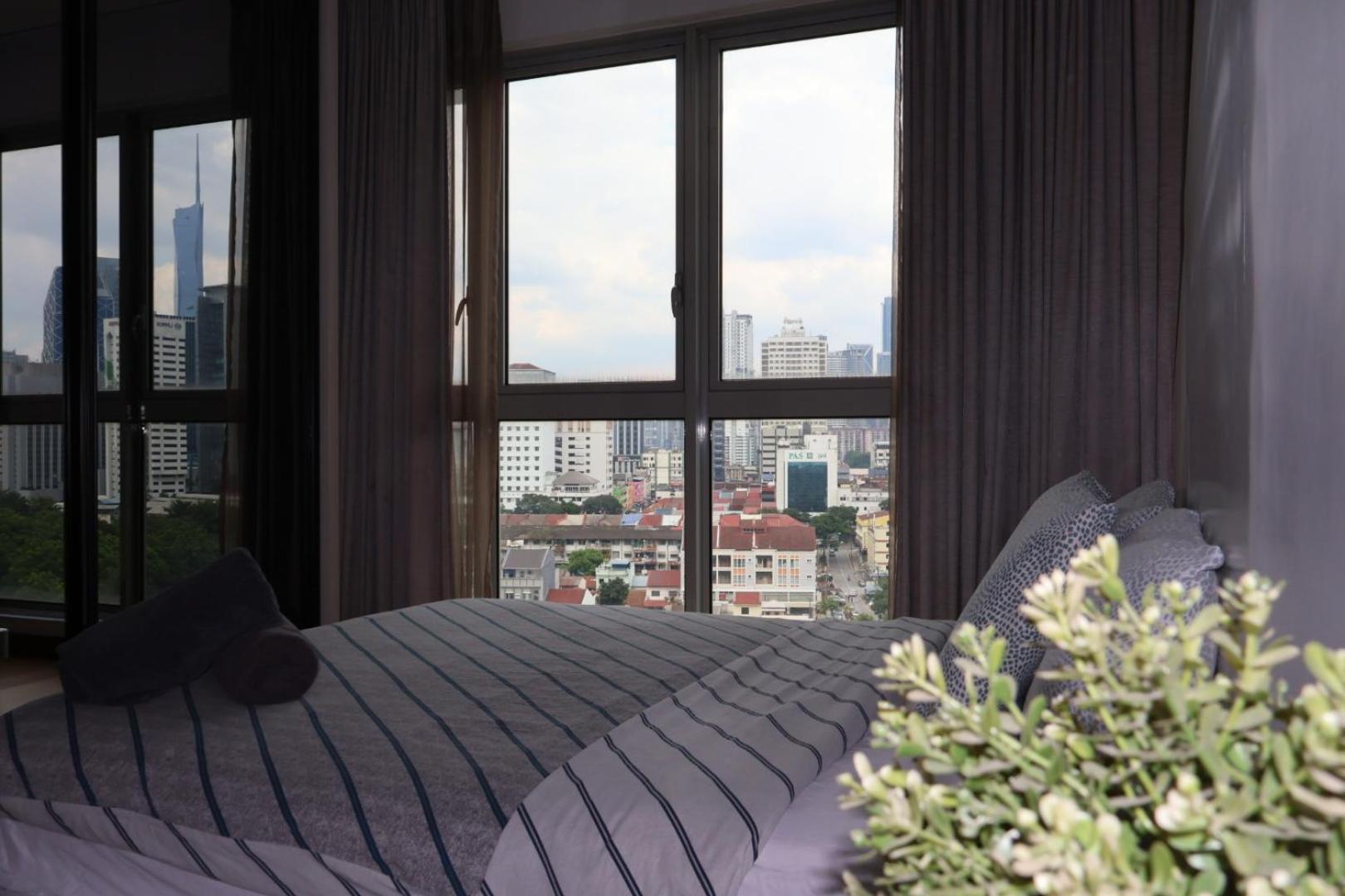 Regalia Residence And Suites By Awesomestay クアラルンプール エクステリア 写真